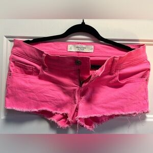 Abercrombie & Fitch Short Shorts Pink, Size 4, W27.